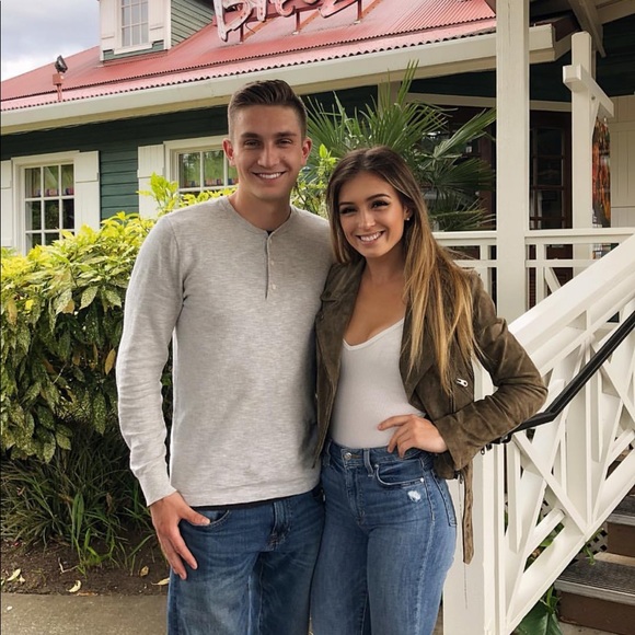 Meet your Posher, Rebecca - Picture 4 of 4